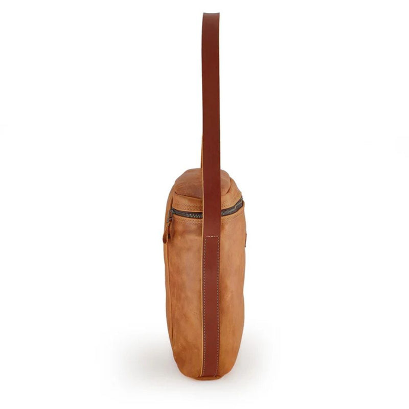 The Wine Cooler is an absolute essential in any wine lover’s home. Transport your tipple to any party, picnic, concert and braai in ultimate style. large enough for 3 bottles of wine, this cooler is hand cut and handcrafted using premium leather for years of use. 