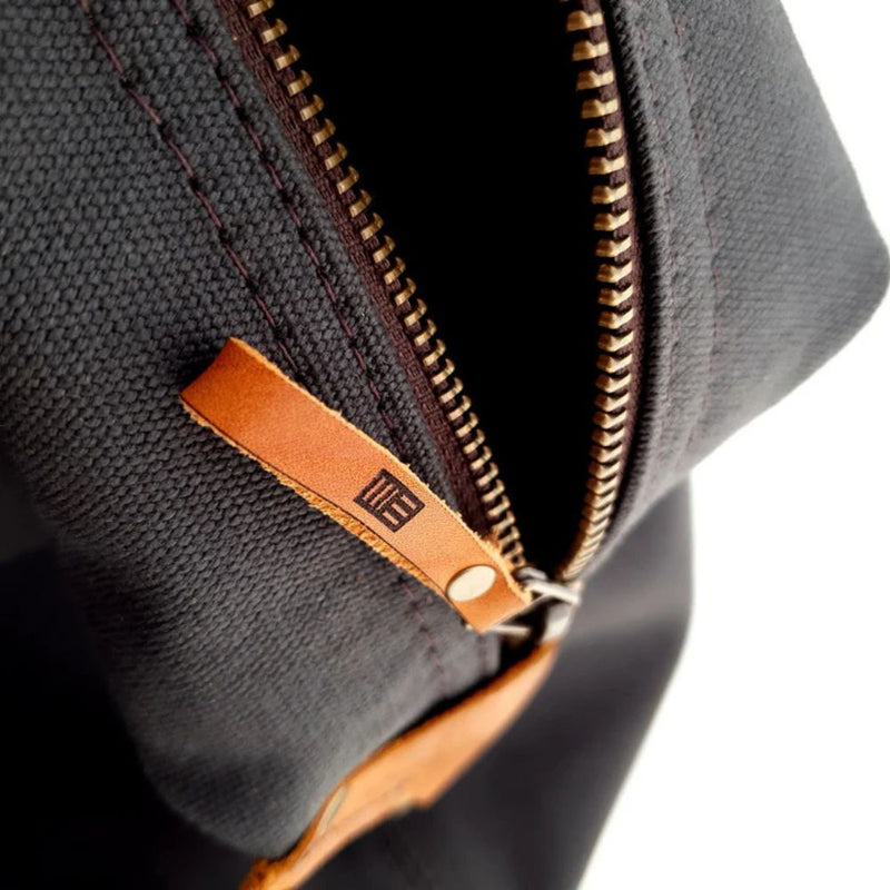  Our Canvas and Leather Travel Bag is an essential bit of luggage. A rugged, yet detailed and sophisticated design, the Travel Bag is the perfect bag for weekend getaways, work trips or overseas holidays when you need an additional suitcase.