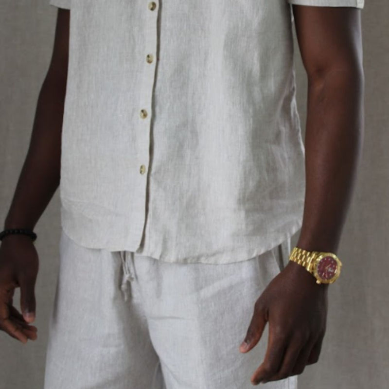 Designed for comfort and style, this shirt is crafted from pure linen - one of nature’s most breathable and durable fabrics.