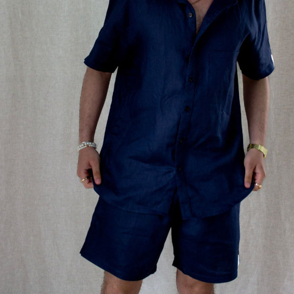 Designed for comfort and style, this shirt is crafted from pure linen - one of nature’s most breathable and durable fabrics.