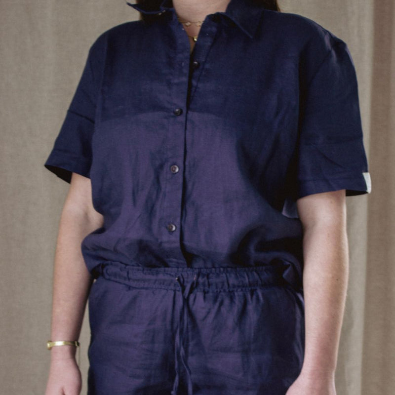 Designed for comfort and style, this shirt is crafted from pure linen - one of nature’s most breathable and durable fabrics.