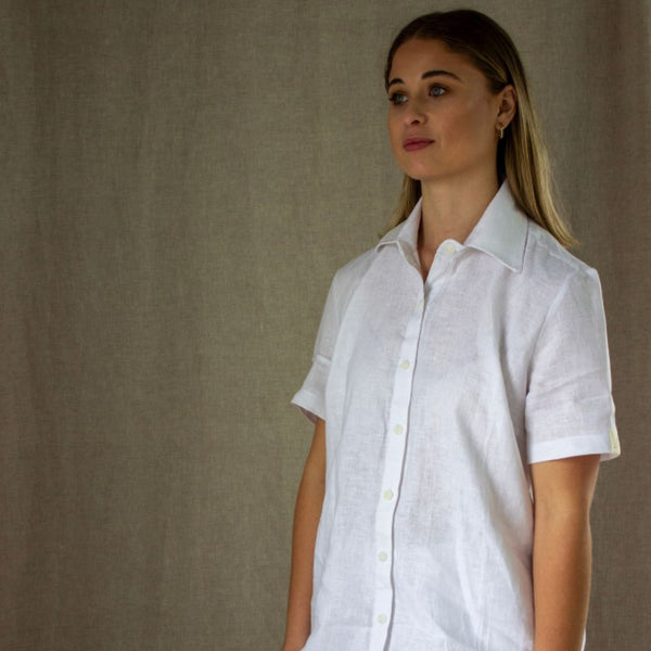 Designed for comfort and style, this shirt is crafted from pure linen - one of nature’s most breathable and durable fabrics.
