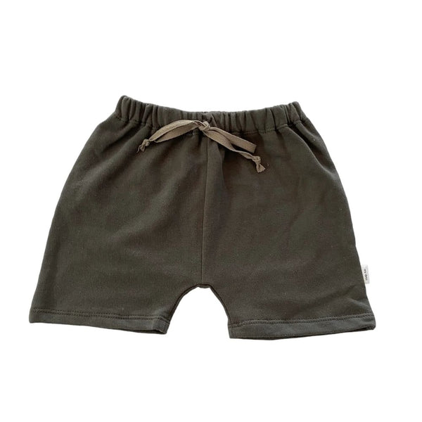 The Perfect Shorts for Spring Summer

Made in 100% Cotton brushed Fleece Fabric 

Colour Solid Grey

