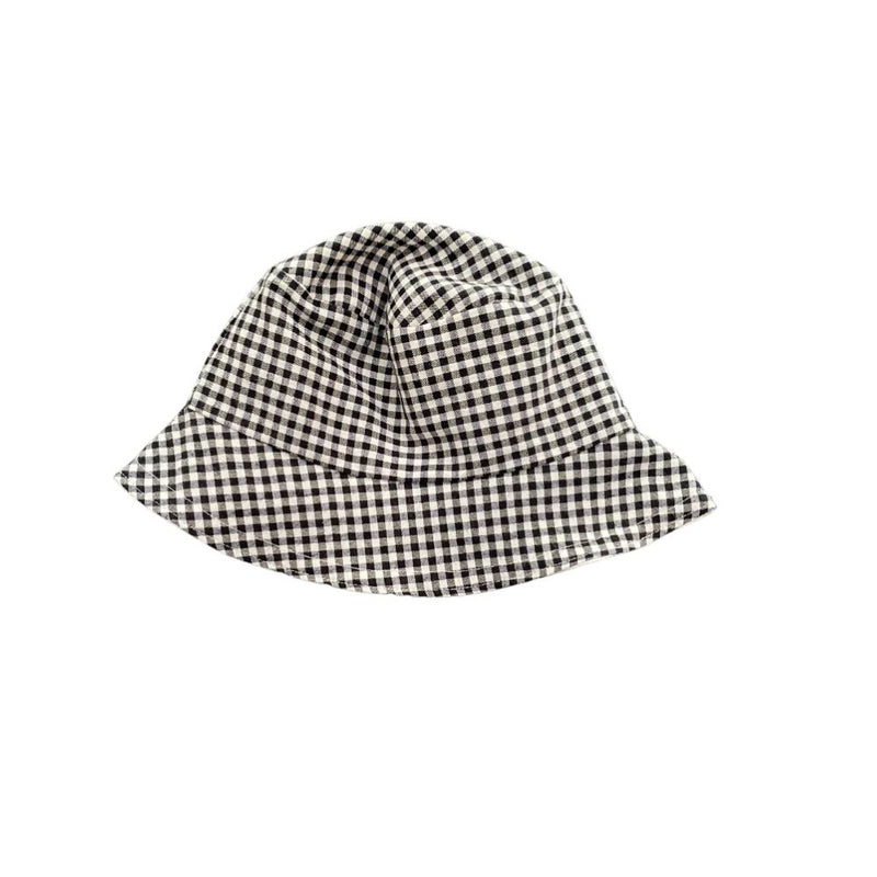 Sunhat for Littles - giving all Summer Vibes

Perfect hat for outdoor season and adventures. 
Fringe detail 

 

Colour - Black and White Gingham