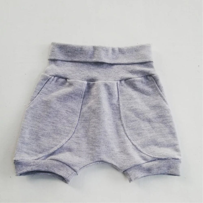 The Perfect Harem styled Bummy Shorts for Spring Summer.

Made in 100% Cotton brushed Fleece Fabric 

Colour - Light Grey / Navy / White 