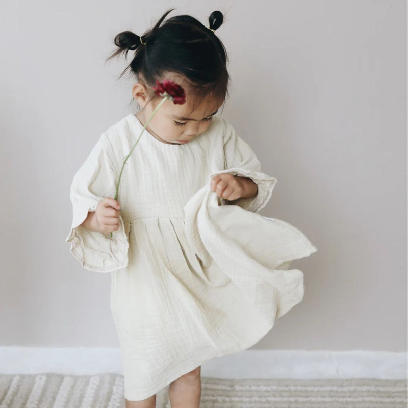 Soft Double Layered 100% Cotton Muslin is used for this Gorgeous Gypsy dress with sleeve detail.

-Round neck

-Snap clips at back for fastening

-Three quarter length sleeves with frill detail.

-Cotton Muslin