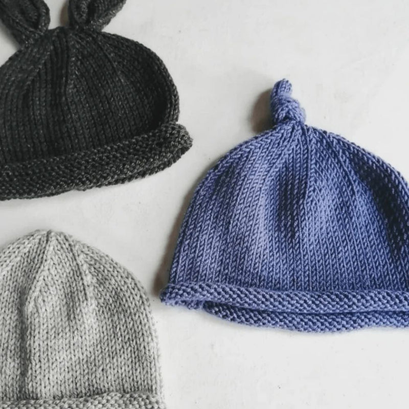 Cute Knotted knitted Beanie.
100% Cotton wool.
Colors: Winter white, Denim Blue, Charcoal Grey, Light grey, Black
