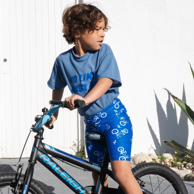 Our Set features a comfy pair of bicycle print tights and a matching top with the bold slogan “No Limits, just fun”