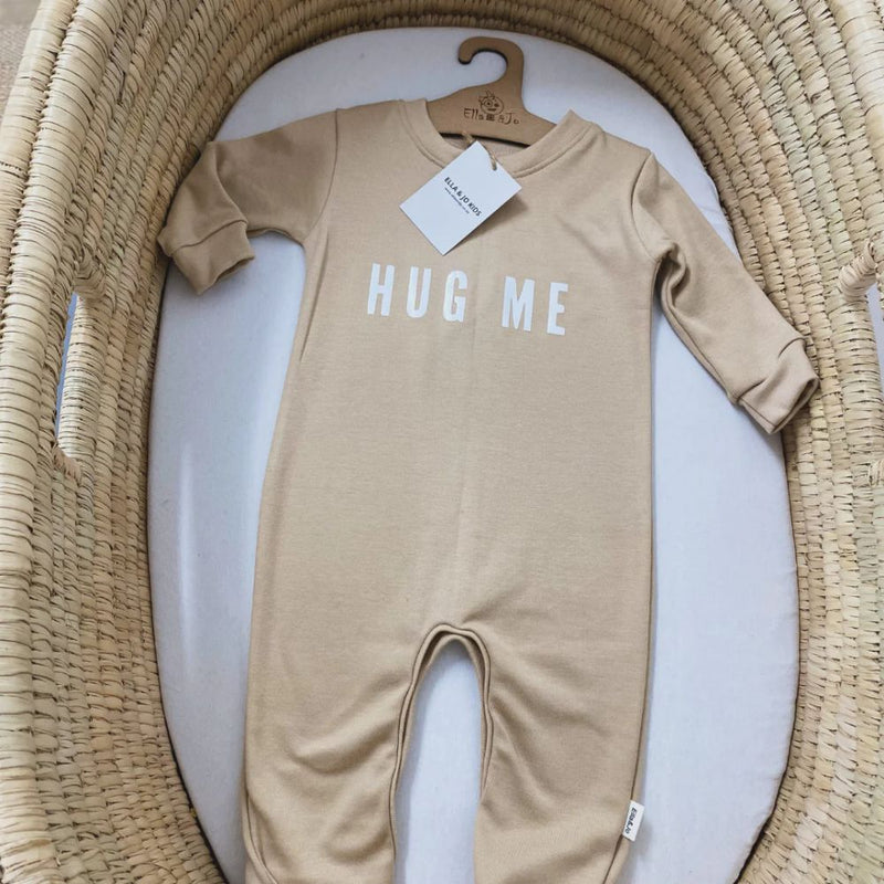 HUG ME Romper designed for comfort and all the cuteness!

Press studs - Crotch area for easy opening and closing. 

Stone Cotton Interlock 100% Cotton Fabric 

Print - HUG ME

