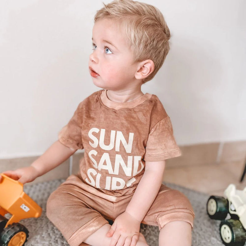 Cool, light and perfect for spring, summer and play time!

Made in 100% Cotton fabric.

Single jersey T-shirt | Unbrushed Fleece Shorts with elastic waist