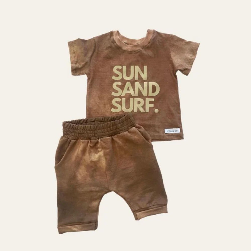 Cool, light and perfect for spring, summer and play time!

Made in 100% Cotton fabric.

Single jersey T-shirt | Unbrushed Fleece Shorts with elastic waist