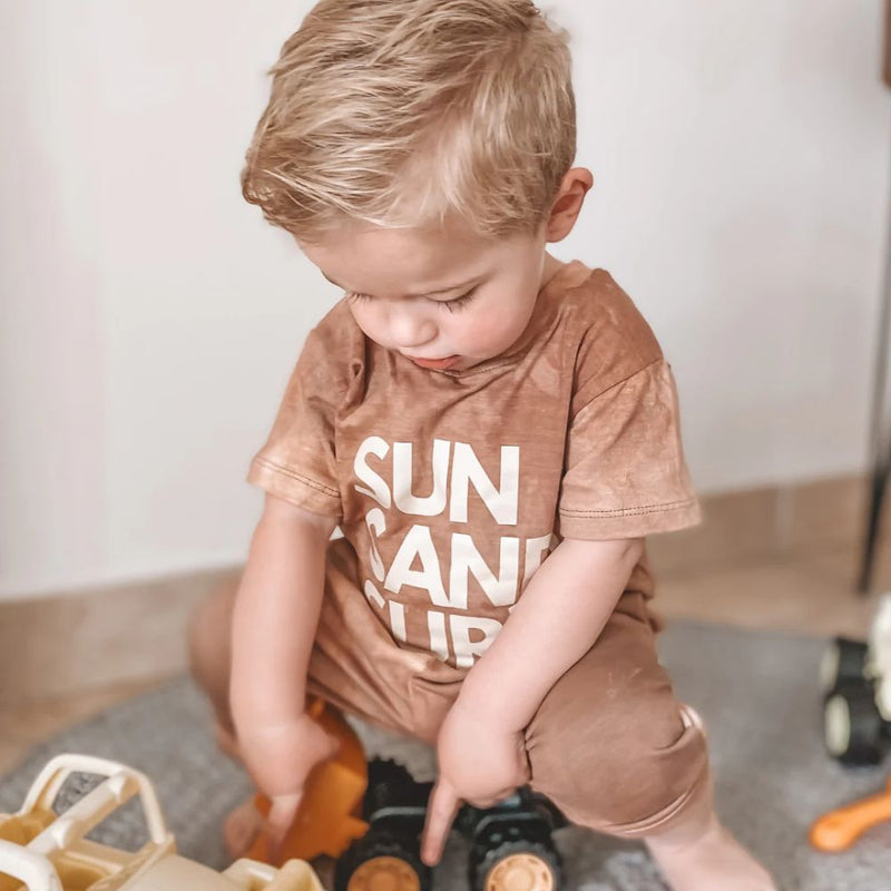 Cool, light and perfect for spring, summer and play time!

Made in 100% Cotton fabric.

Single jersey T-shirt | Unbrushed Fleece Shorts with elastic waist