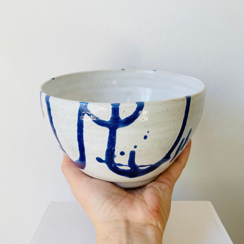 Handcrafted StonewareBowl. Featuring a splatter design. Ideal for serving snacks. 