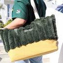 material: winter fur corduroy top & capri Bottom and pvc Inner material, 100% cotton handles. secret inner pocket
dimensions: 61cm x 38cm x 18cm
color: green and gold (Springbok)