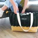material: winter fur corduroy top & capri Bottom and pvc Inner material, 100% cotton handles. secret inner pocket
dimensions: 61cm x 38cm x 18cm
color: green and gold (Springbok)
