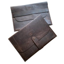 Guinness Laptop Sleeve

13 inch – 15 inch
Made from genuine full grain bovine leather
Lined
Clip & brass fittings
Available in diesel denim, toffee, black, dark brown & grey.
Available in 13 inch & 15 inch.