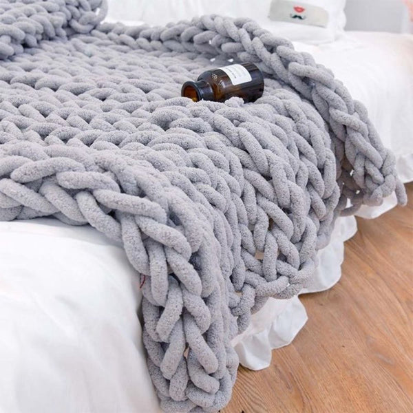 Chunky knit bed runner